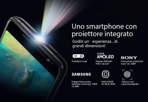 Blackview MAX 1 il primo smartphone al mondo con proiettore integrato