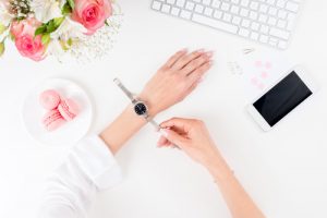 Il fascino delle donne: il modo giusto per indossare un orologio