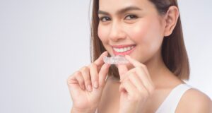 Rivoluziona il tuo sorriso con il trattamento Invisalign presso la clinica Cristaldent a Torino